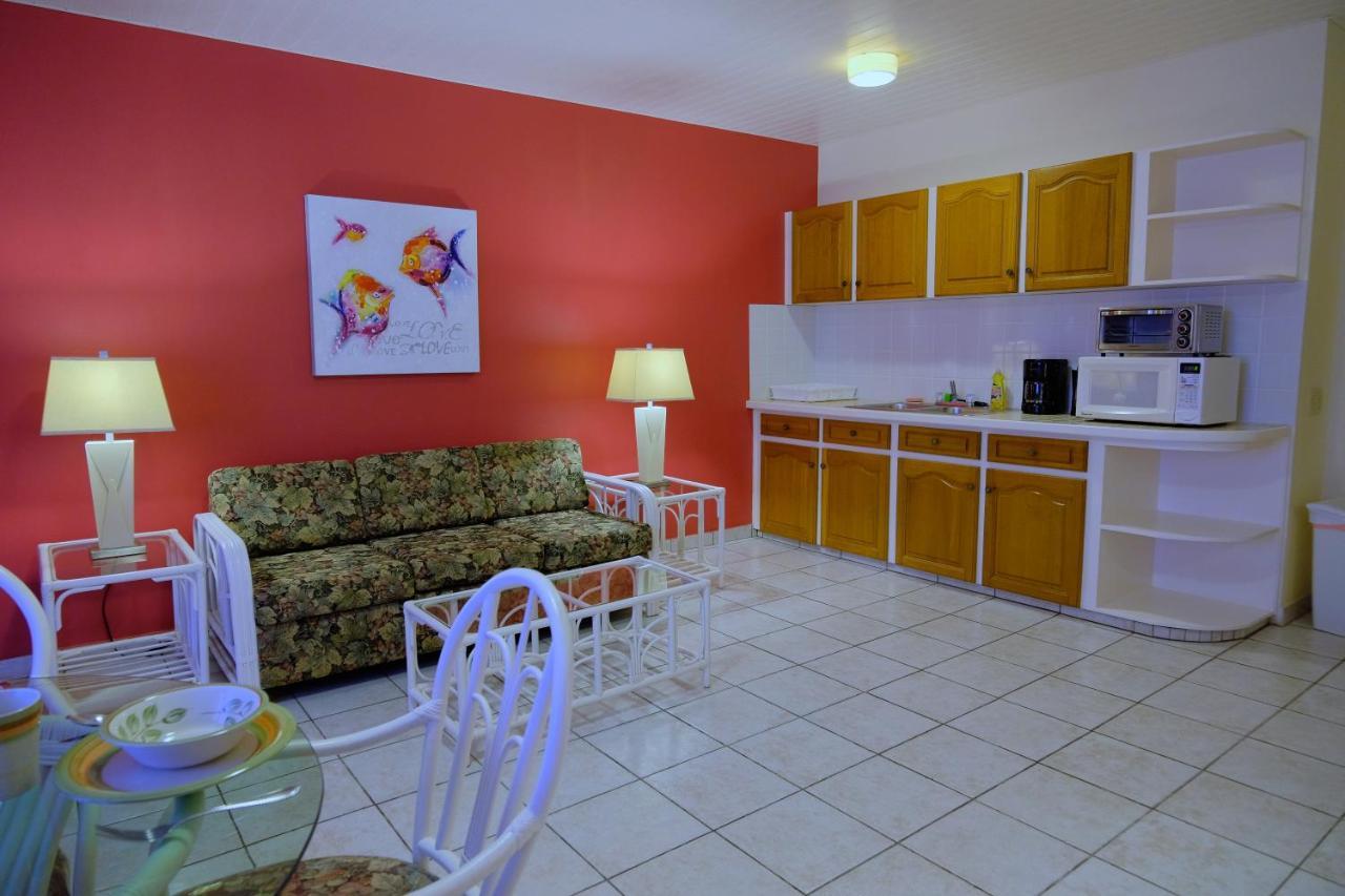 Aruba Quality Apartments & Suites Palm Beach Esterno foto