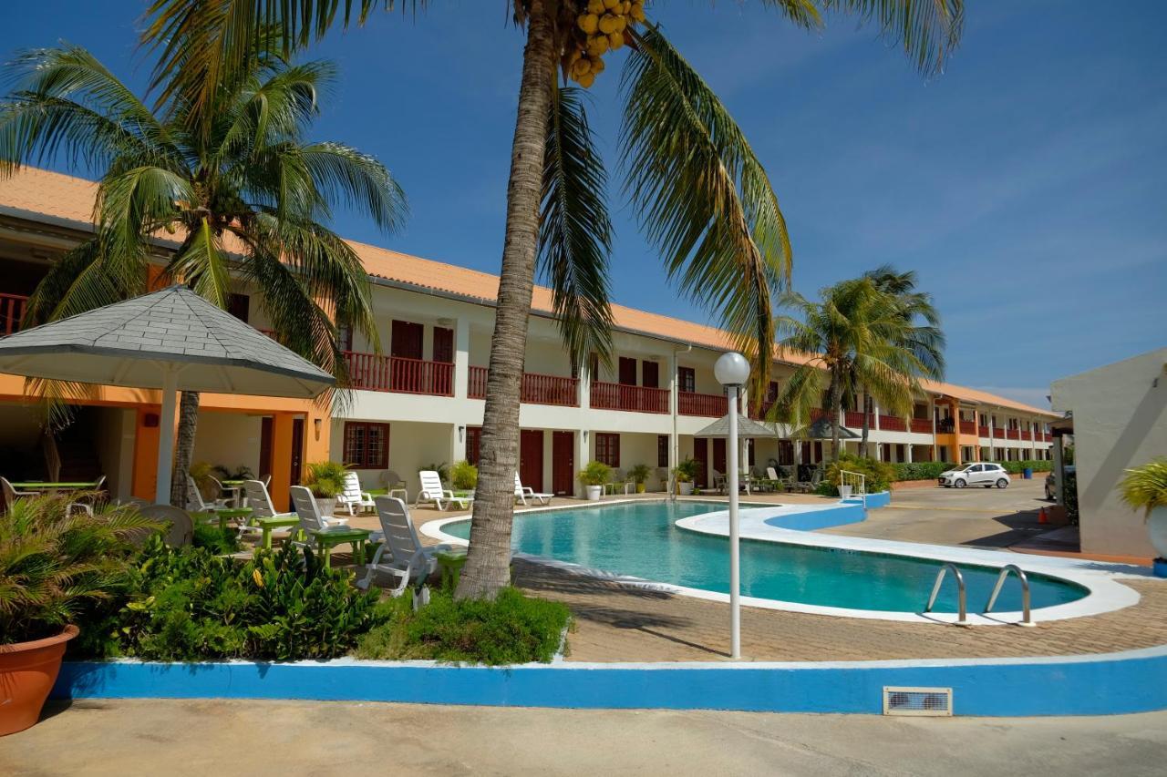 Aruba Quality Apartments & Suites Palm Beach Esterno foto