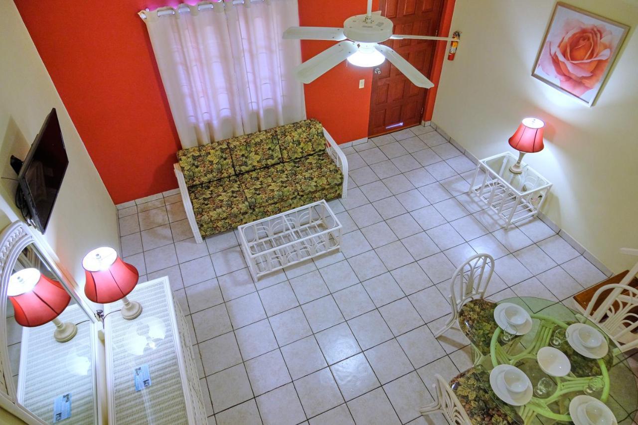 Aruba Quality Apartments & Suites Palm Beach Esterno foto