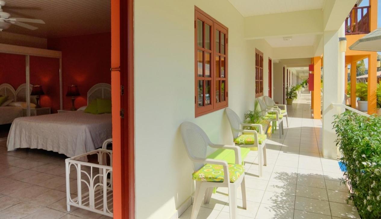 Aruba Quality Apartments & Suites Palm Beach Esterno foto