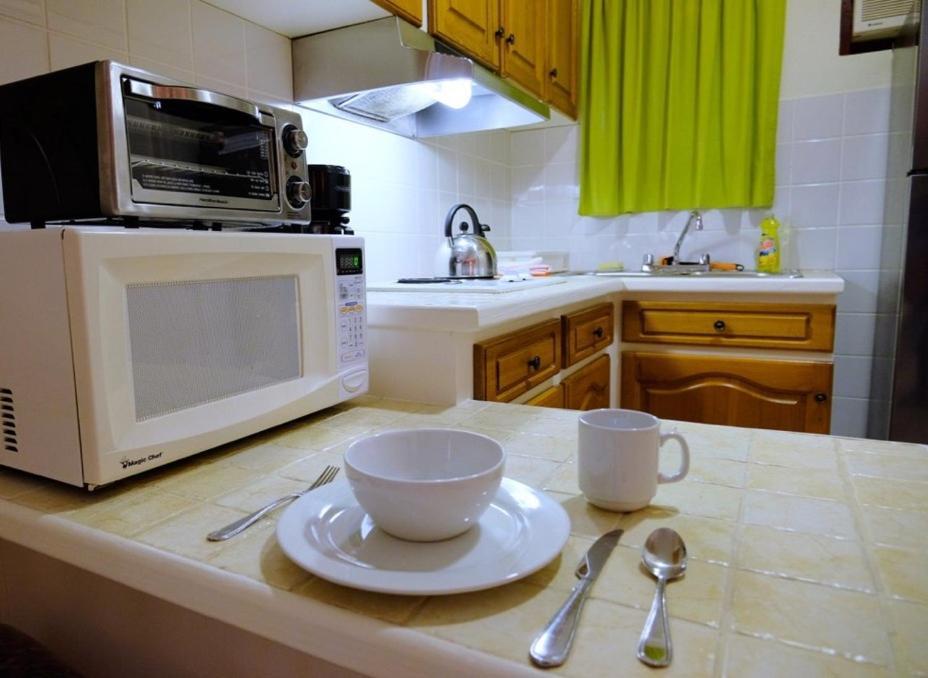 Aruba Quality Apartments & Suites Palm Beach Esterno foto