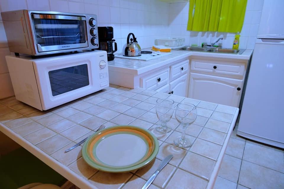 Aruba Quality Apartments & Suites Palm Beach Esterno foto